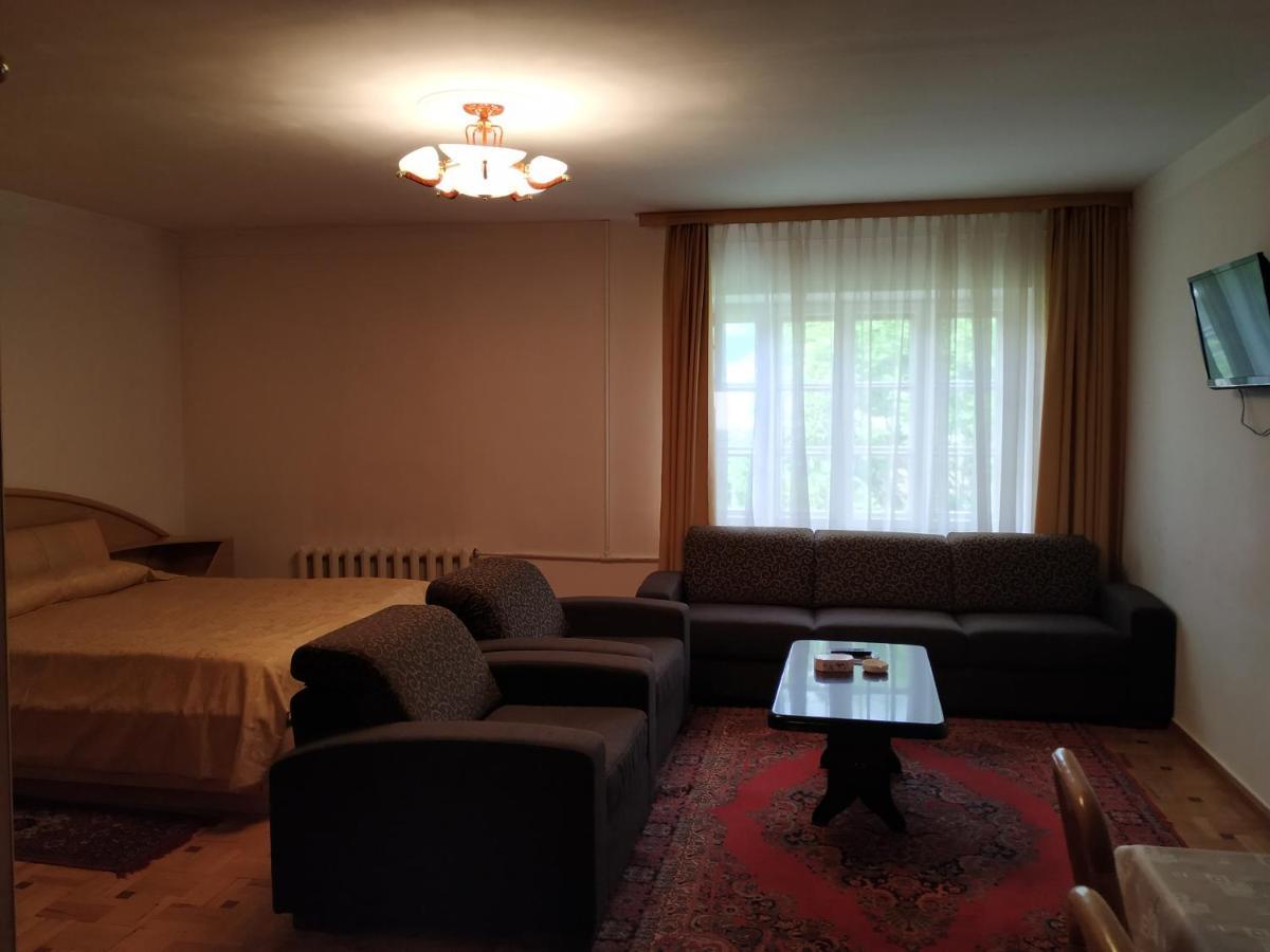Aliq Hotel Tsaghkadzor Exteriör bild