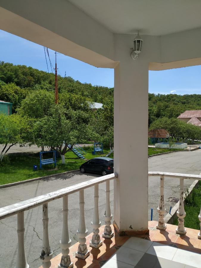 Aliq Hotel Tsaghkadzor Exteriör bild